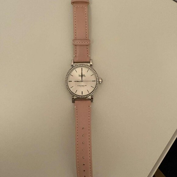 Coach Watch - Picture 1 of 4